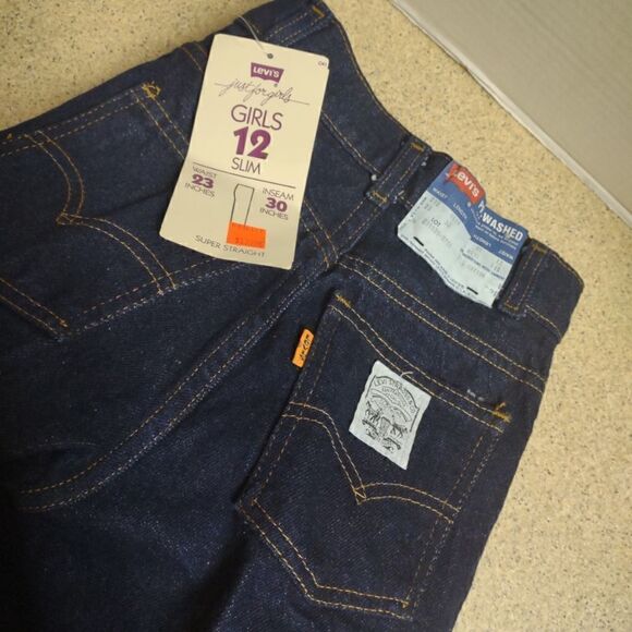 👍 Girl's Vintage Levi's 12 SLIM.  K1 - Picture 1 of 6